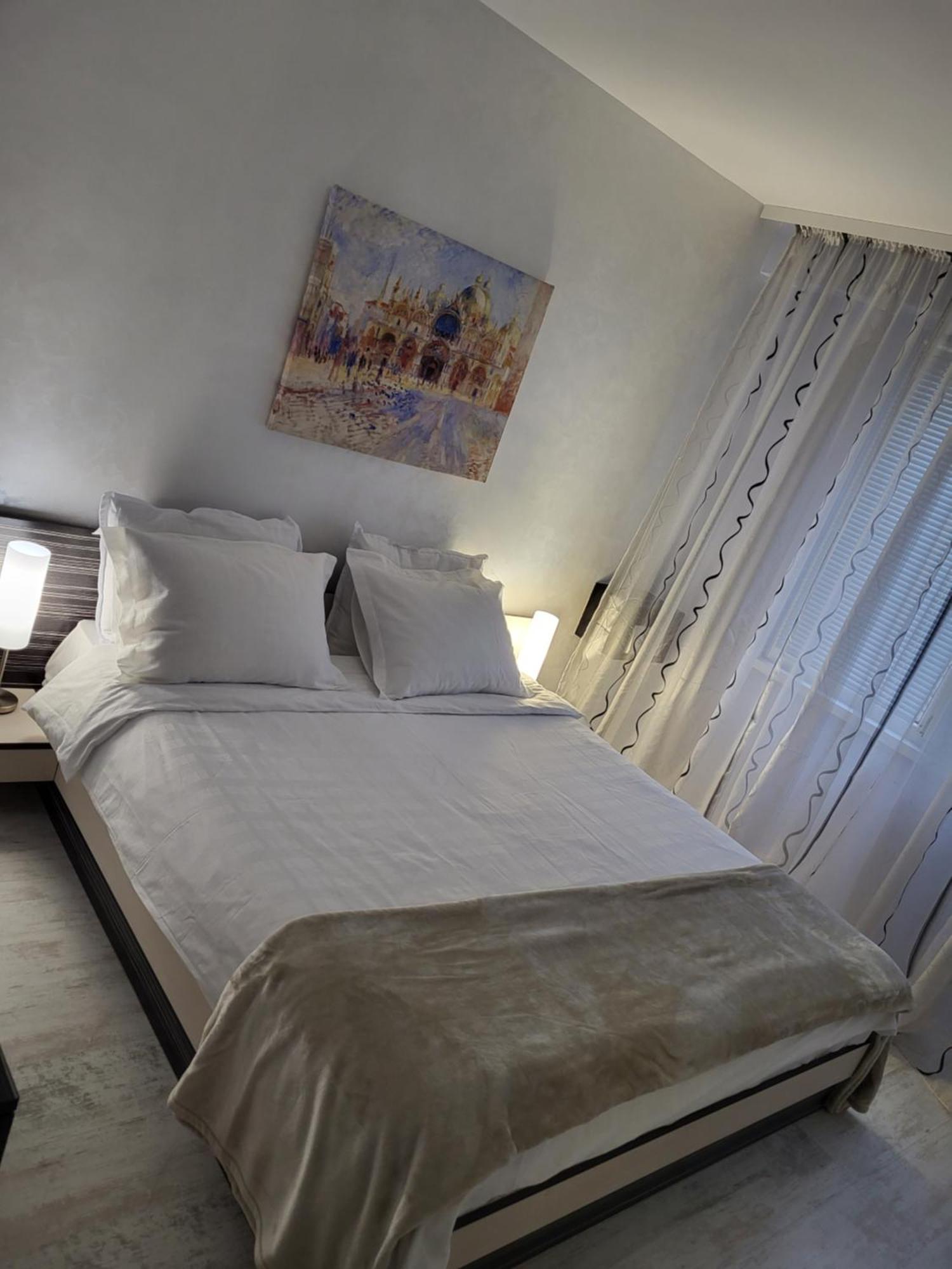 רוסה Luny Apartment מראה חיצוני תמונה